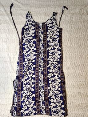 Women’s Navy and White Floral Summer Dress